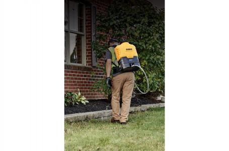 2022 DeWalt 4 gal. Cordless Backpack Sprayer (DXSP190681) - Photo 3
