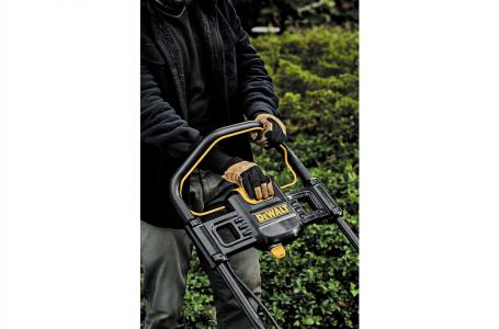 2022 DeWalt 2X20V MAX* 21-1/2 in. Brushless Cordless Push Mower (DCMWP233U2-CA) - Photo 18