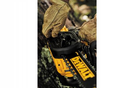 2022 DeWalt 20V MAX* XR® Compact 12 in. Cordless Chainsaw Kit (DCCS620P1) - Photo 3