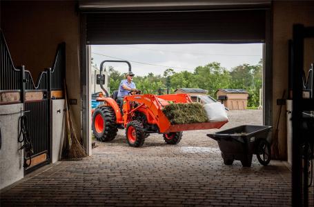 2022 Kubota L3901 HST 4WD - Photo 3
