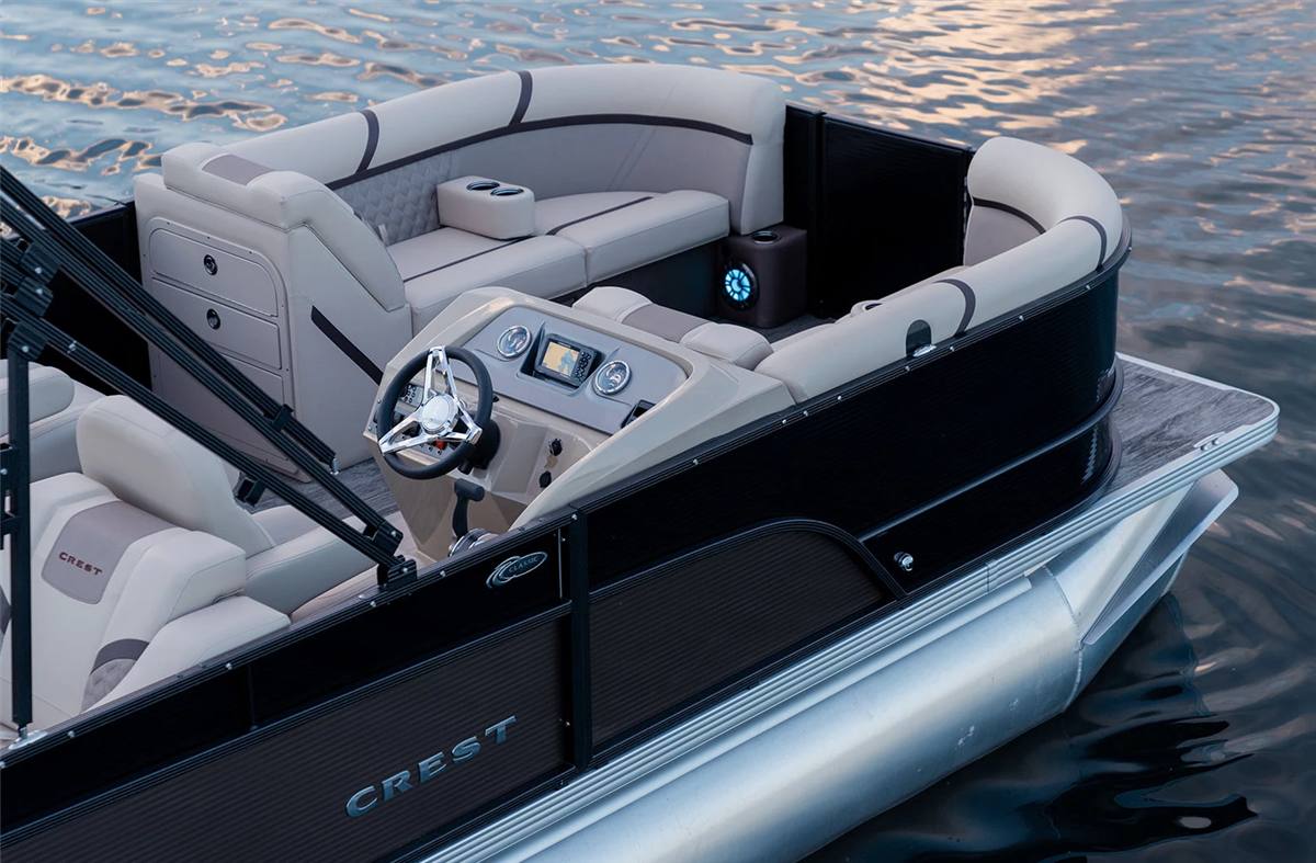 2023 Crest Pontoons Classic DLX 220 SLSC for sale in Lanark, IL