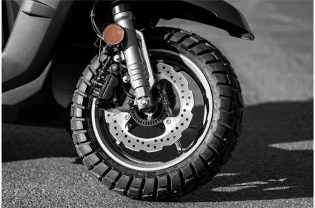 2023 Yamaha Zuma 125 - Photo 17