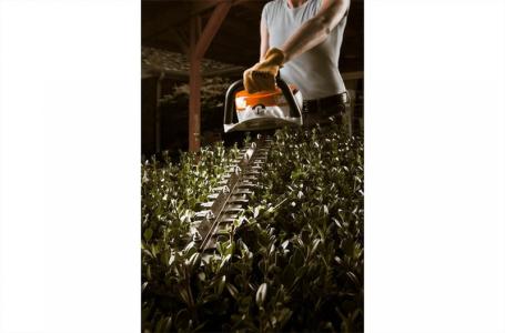 2023 STIHL HS 46 C-E - Photo 4