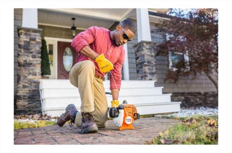 2023 STIHL FS 38 - Photo 2