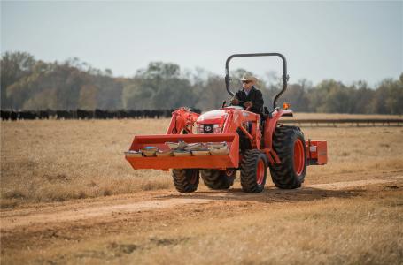 2023 Kubota L4760 HSTC - Photo 4