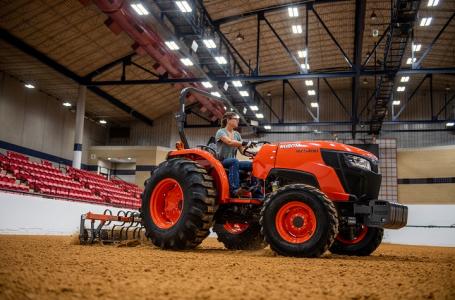 2023 Kubota MX5400 HST 4WD - Photo 2
