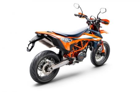 2024 KTM 690 SMC R - Photo 2