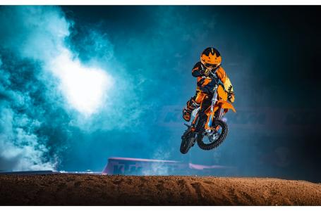 2024 KTM SX-E5 - Photo 2