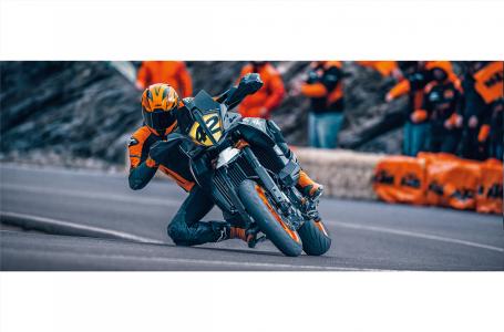 2024 KTM 890 SMT - Photo 4