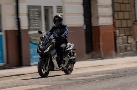 2024 Honda ADV 160 - Photo 6