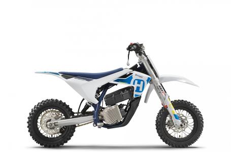 2024 Husqvarna Motorcycles EE 3 - Photo 2