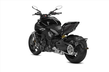 2024 Ducati Diavel V4 - Black - Photo 8