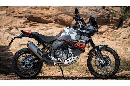 2024 Ducati DesertX - R22 Livery - Photo 13
