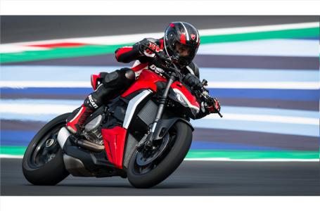 2024 Ducati Streetfighter V2 - Photo 2