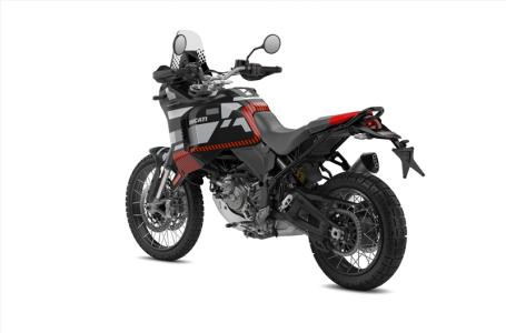 2024 Ducati DesertX - R22 Livery - Photo 10