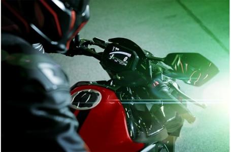 2024 Kawasaki Z900 ABS Candy Persimmon Red/Ebony - Photo 16