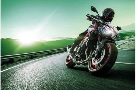 2024 Kawasaki Z900 ABS Candy Persimmon Red/Ebony - Photo 9