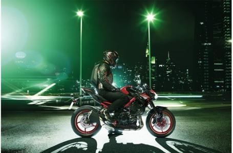 2024 Kawasaki Z900 ABS Candy Persimmon Red/Ebony - Photo 17