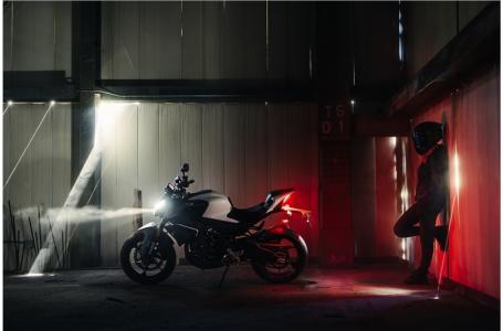 2024 CFMOTO 450NK - Photo 6