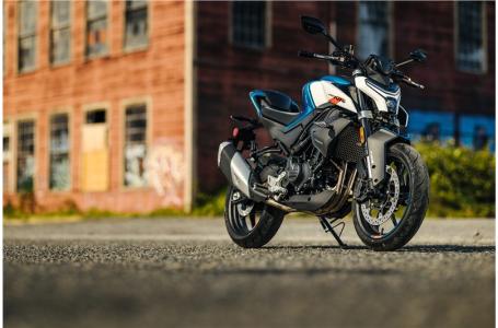 2024 CFMOTO 450NK - Photo 9