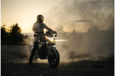 2024 CFMOTO 800NK - Photo 3