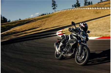 2024 CFMOTO 450NK - Photo 4
