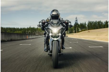 2024 CFMOTO 800NK - Photo 5