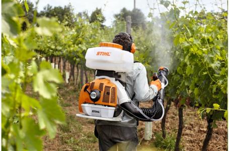 2024 STIHL SR 450 - Photo 2
