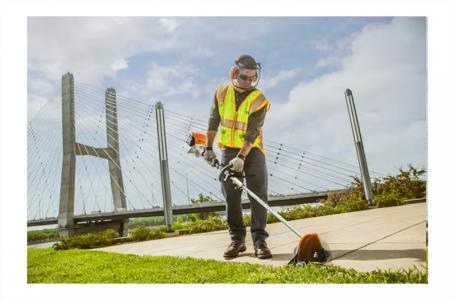 2024 STIHL KM 131 R - Photo 2