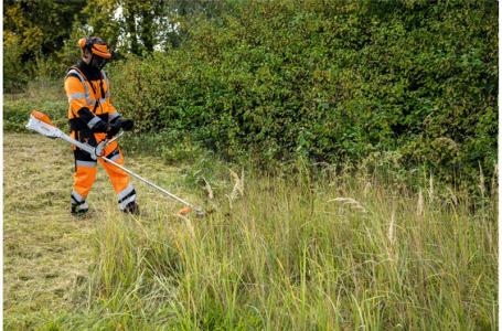 2024 STIHL FSA 135 R Brushcutter – AP System - Photo 2