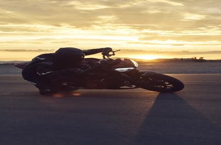 2025 Triumph Street Triple 765 RS - Photo 16