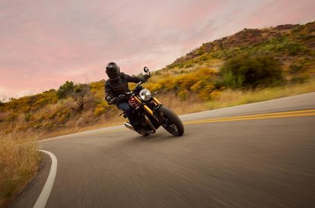 2025 Triumph Speed 400 - Photo 13