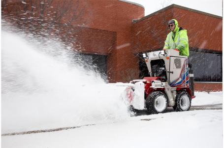 2024 Ventrac NJ380 BROOM SSV - Photo 4