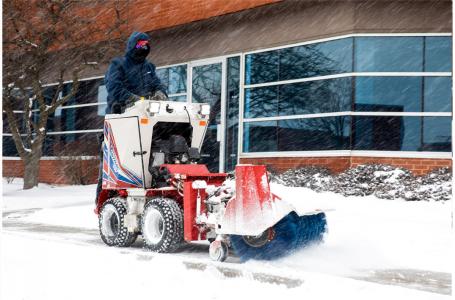 2024 Ventrac NJ380 BROOM SSV - Photo 5