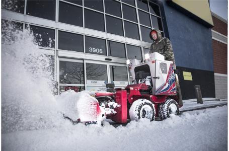 2024 Ventrac NJ380 BROOM SSV - Photo 6