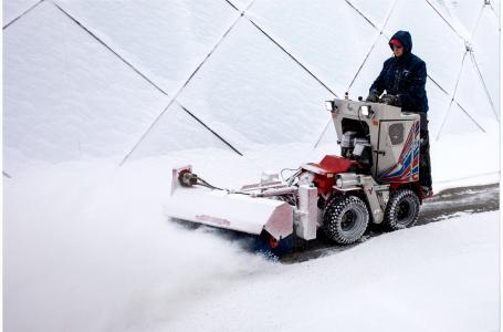 2024 Ventrac NJ380 BROOM SSV - Photo 7