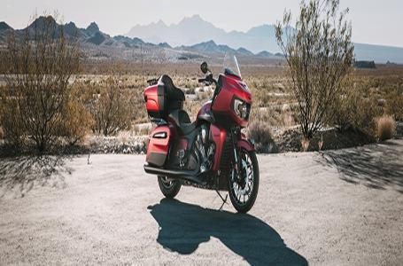2025 Indian Motorcycle PURSUIT DARK HORSE 112  RA, 50ST Dark Horse® - Photo 13