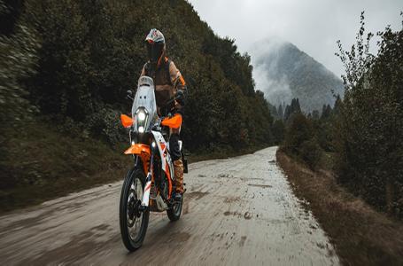 2025 KTM Adventure 390 R - Photo 3
