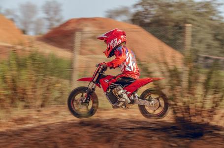 2025 GASGAS MC E 2 - Photo 7