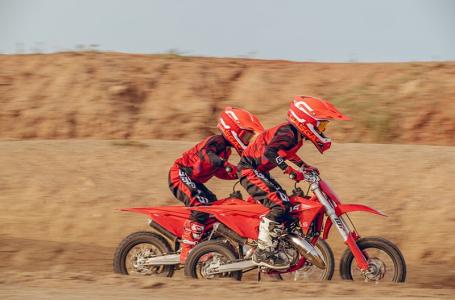2025 GASGAS MC 50 - Photo 4