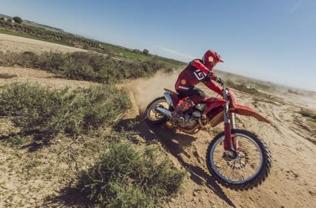 2025 GASGAS EX 250F - Photo 7