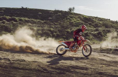 2025 GASGAS EX 250F - Photo 6