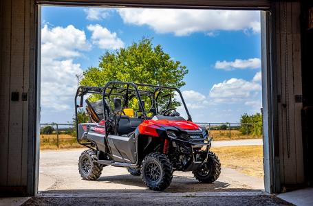 2025 Honda Pioneer 700-4 - Photo 11