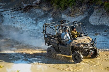 2025 Honda Pioneer 700-4 - Photo 13
