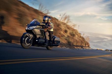 2025 Honda GOLDWING DCT 50th Anniversary - Photo 8