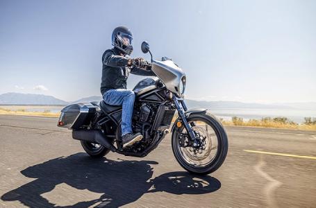 2025 Honda CMX1100TDS - Photo 6