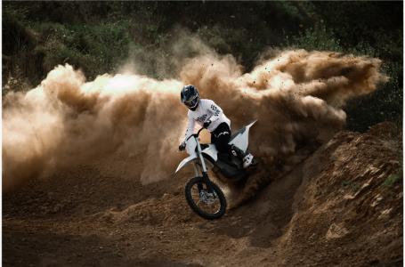 2024 Stark Future STARK ENDURO 18 - Photo 17