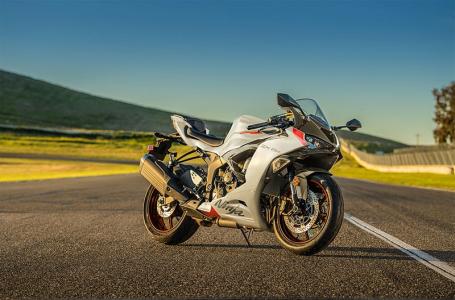 2025 Kawasaki NINJA ZX-6R - Photo 4