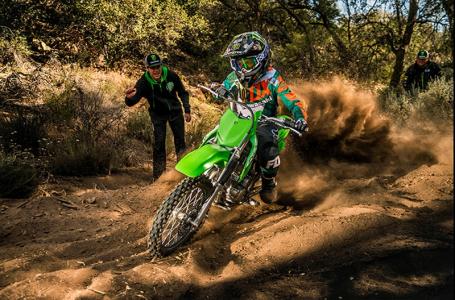 2025 Kawasaki KLX® 140R - Photo 4