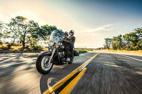 2025 Kawasaki Vulcan® 900 Classic LT - Photo 3